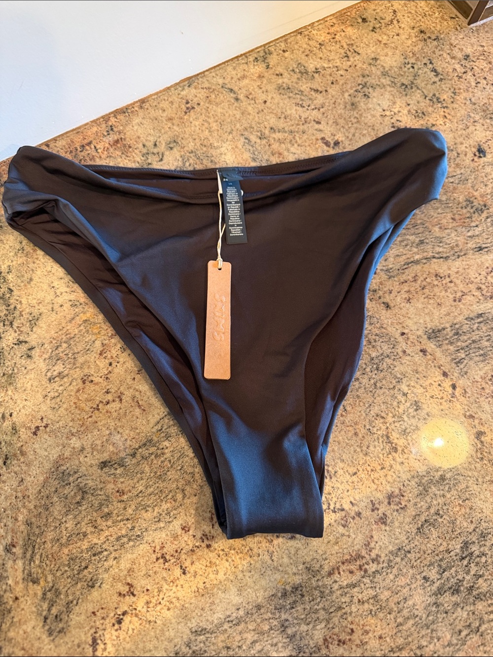 SKIMS Signature Swim Mid Waist Bottom Onyx L NWT